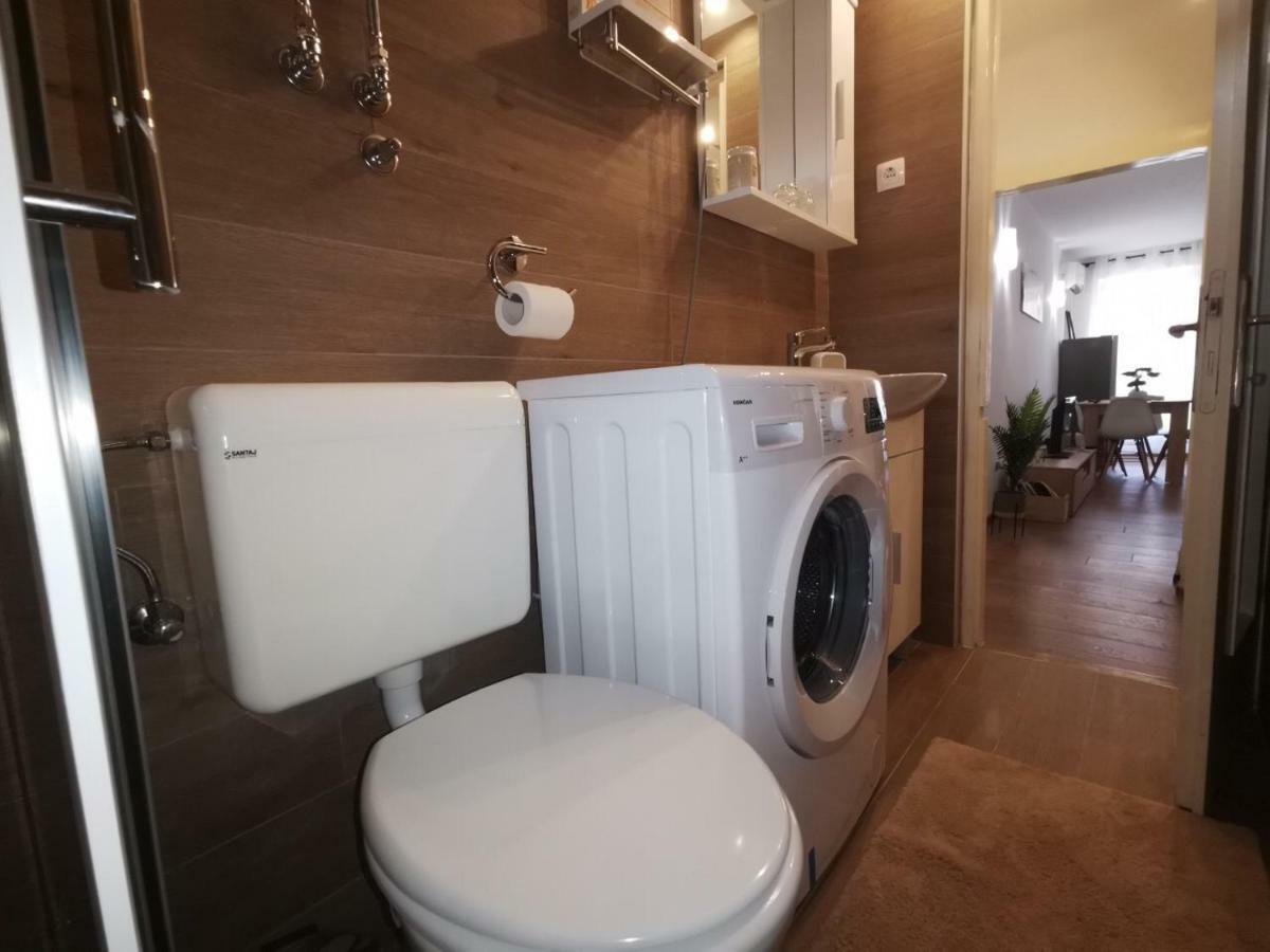 A Charming One-Bedroom Apartment In The Heart Of 'Rovinj' Екстер'єр фото