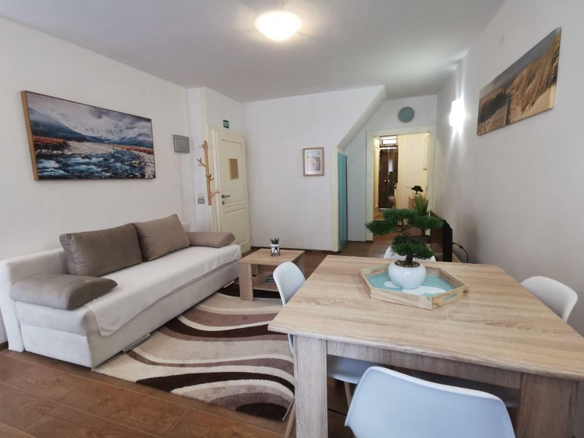 A Charming One-Bedroom Apartment In The Heart Of 'Rovinj' Екстер'єр фото