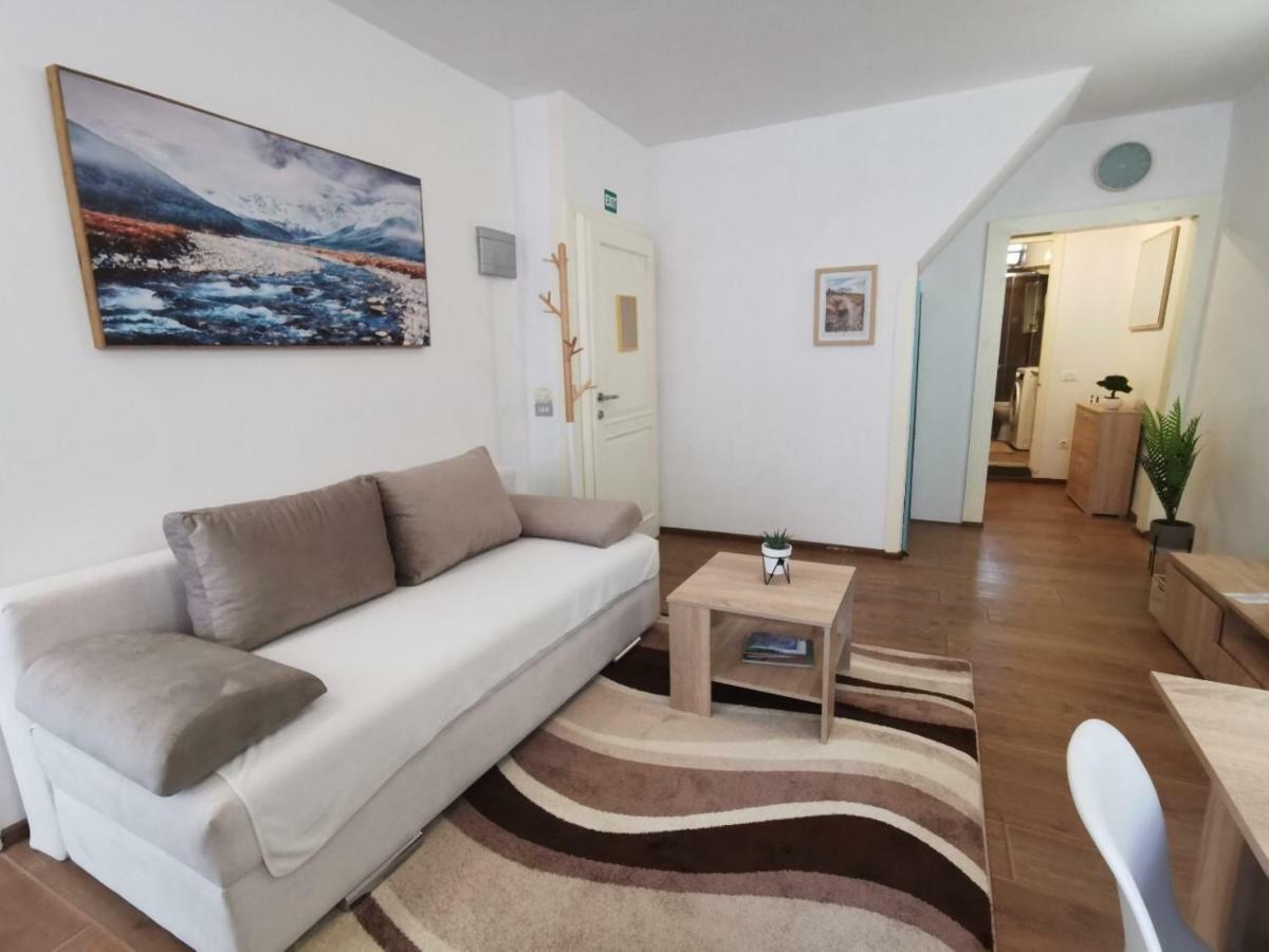 A Charming One-Bedroom Apartment In The Heart Of 'Rovinj' Екстер'єр фото